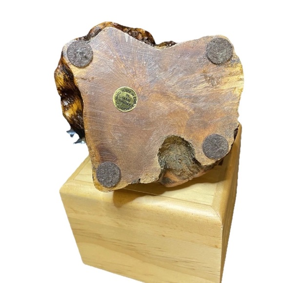 Vintage Glass Eagle Sculpture Perched on Burl Wood with 22k Gold Accents 7x5 - Picture 7 of 7